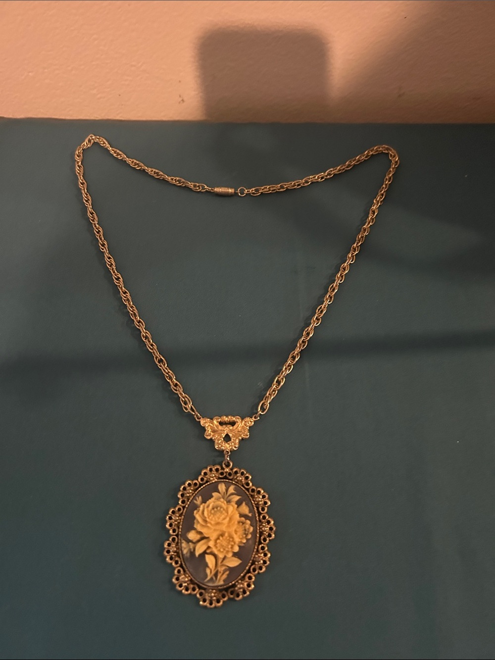 Gold Floral Cameo Pendant Necklace - Elegant Women's Jewelry